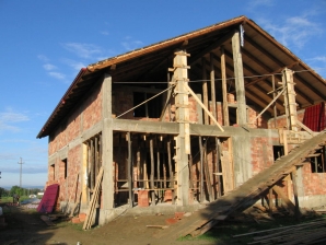 Lucrari constructii - case la rosu
