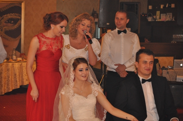 Formatie pentru nunta in Bucuresti - o nunta ca-n povesti