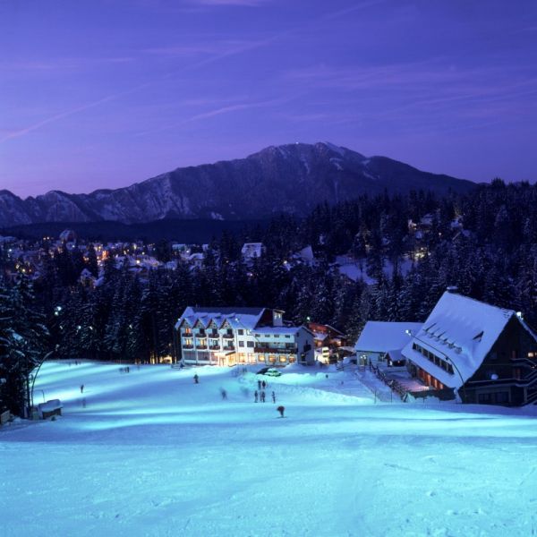 Sezonul de schi, deschis oficial in Predeal si Poiana Brasov, cu muzica si focuri de artificii