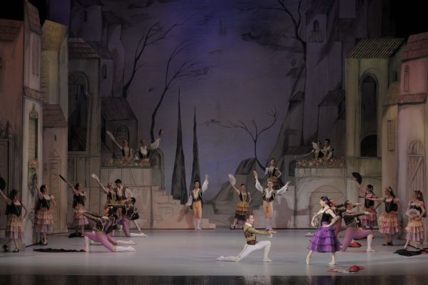 Balerina Cristina Dijmaru: “spectacolul Don Quijote iti ofera o multime de motive sa dansezi pana la epuizare”