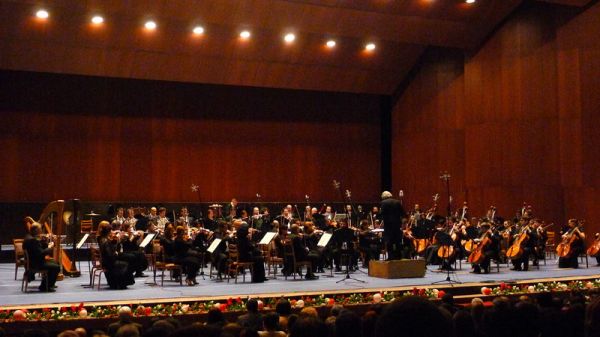 O sala arhiplina la primul concert la Chisinau al Orchestrei Nationale Radio