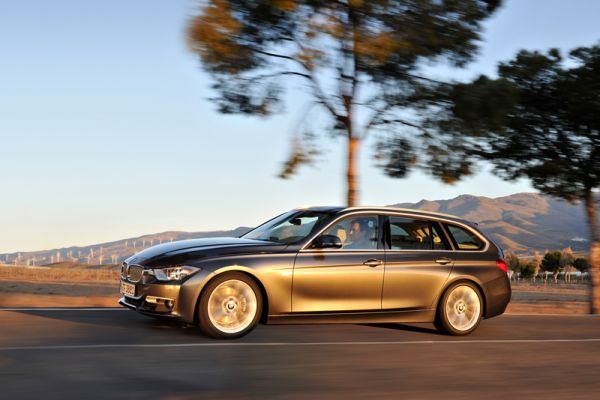 BMW Group Design a castigat patru premii de design red dot in 2013